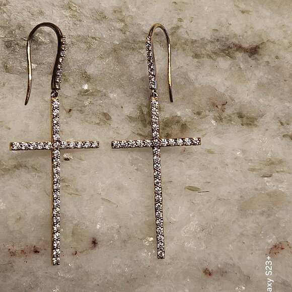 RARE MODERN LUXURY LANA JEWELRY FLAWLESS DIAMOND 14K GOLD CROSS PIERCED EARRINGS - Picture 5 of 15